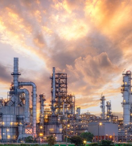 Close,Up,Industrial,View,a,Equipment,Of,Oil,Refining,oil,And,Gas
