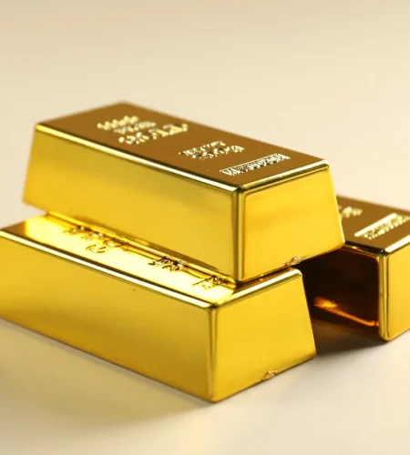 Gold-Rate-Today-in-India-on-Oct-15-Gold-Rallies-Ahead-of-Dhanteras-24K-22K-18K-Prices-and-Key-City-Rates_
